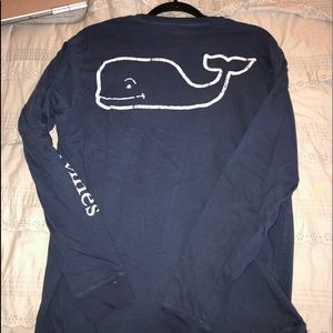 vineyard vines t-shirt